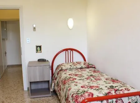 Casa Per Ferie Regina Santo Rosario Couette-café